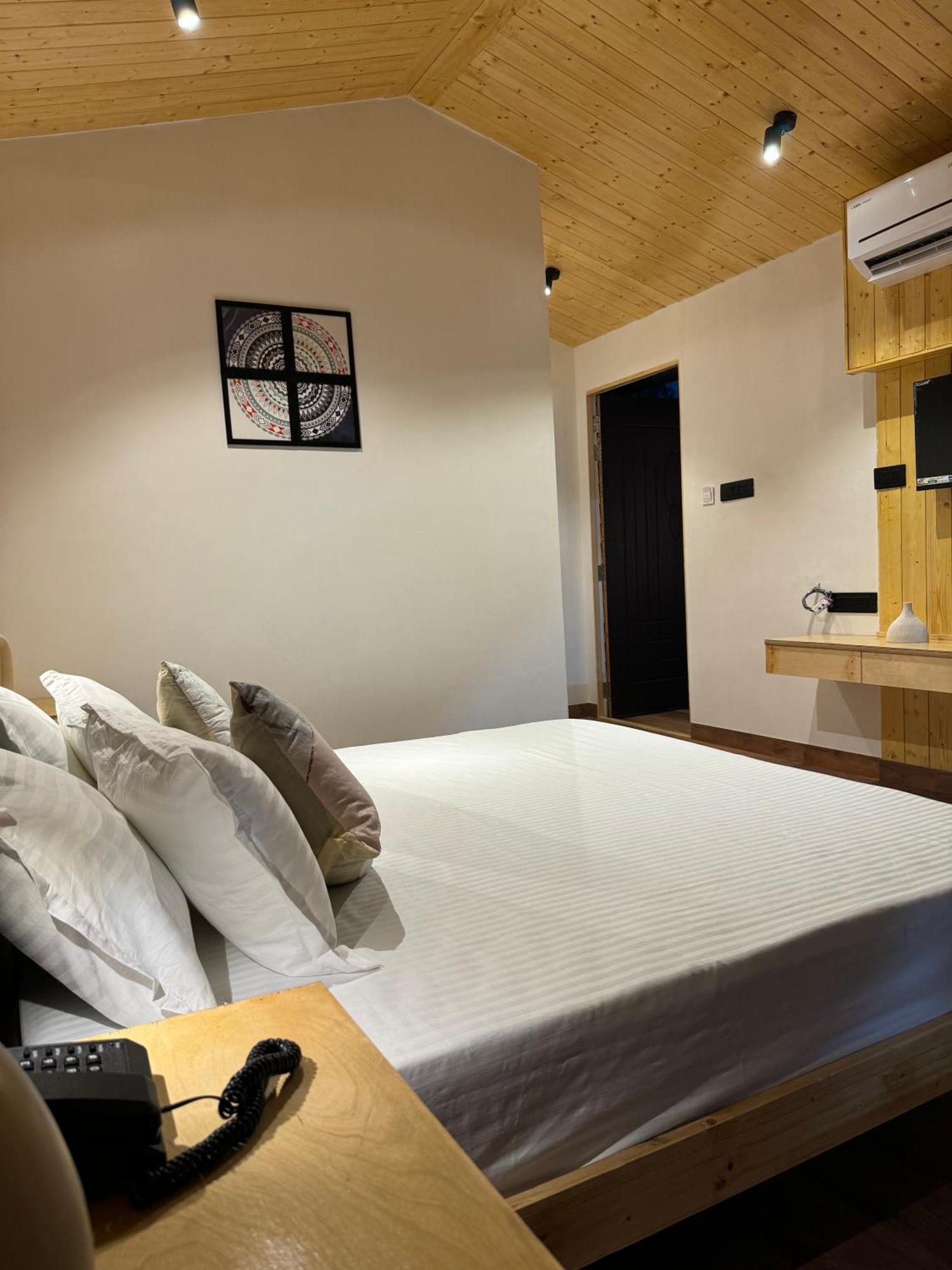 Hotel North Woods - Best Boutique Hotel In Haldwani Найнітал Екстер'єр фото